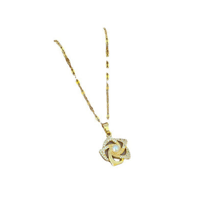 Round flower necklace with pearls
