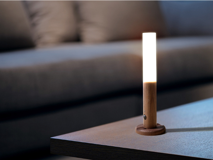 Smart sensor light