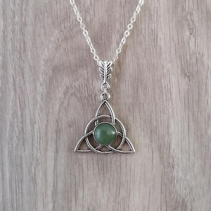 Catharanthus Roseus Celtic Knot Natural Stone Pendant Necklace