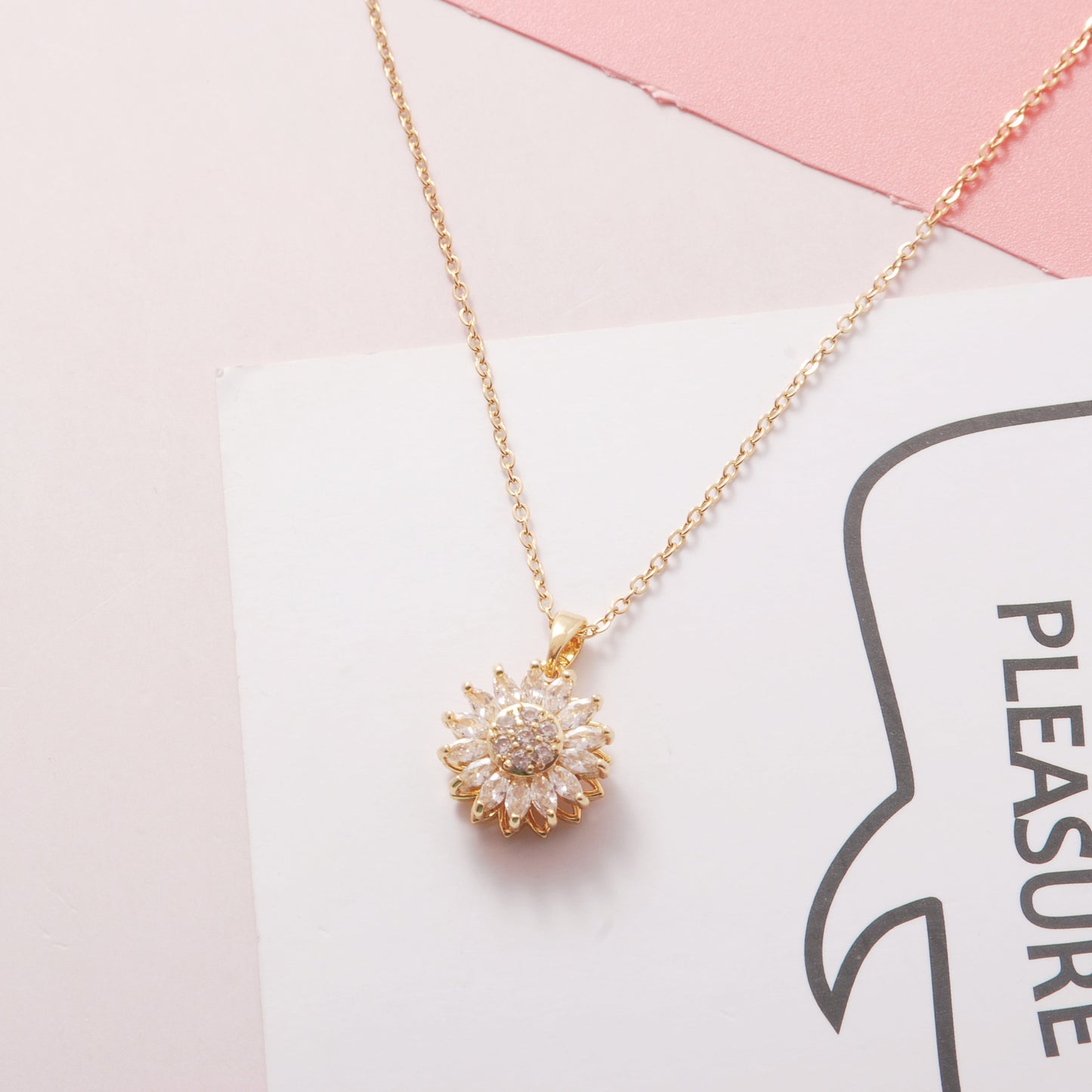 Collar de moda con personalidad de estilo Retro Ins de alta calidad con diseño de interés especial