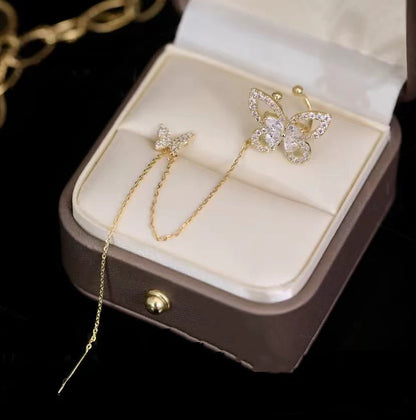Pendientes elegantes con clip de oreja para mujer con circonita y mariposa hueca
